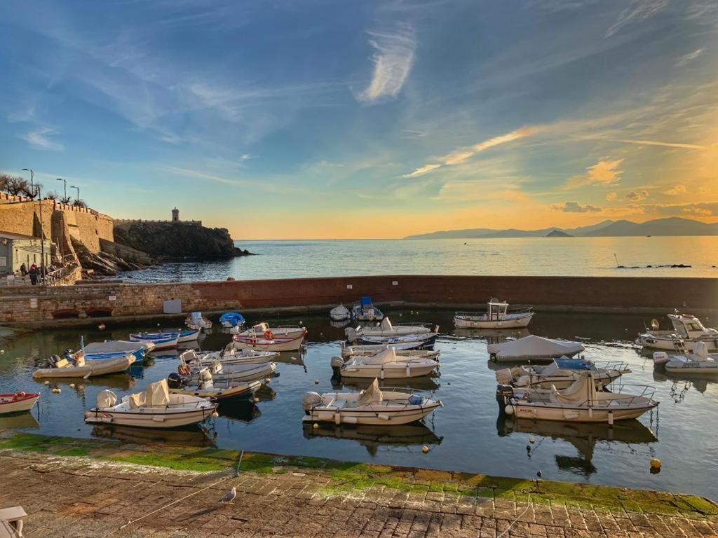 Hotel Piombino 1428 Zewnętrze zdjęcie